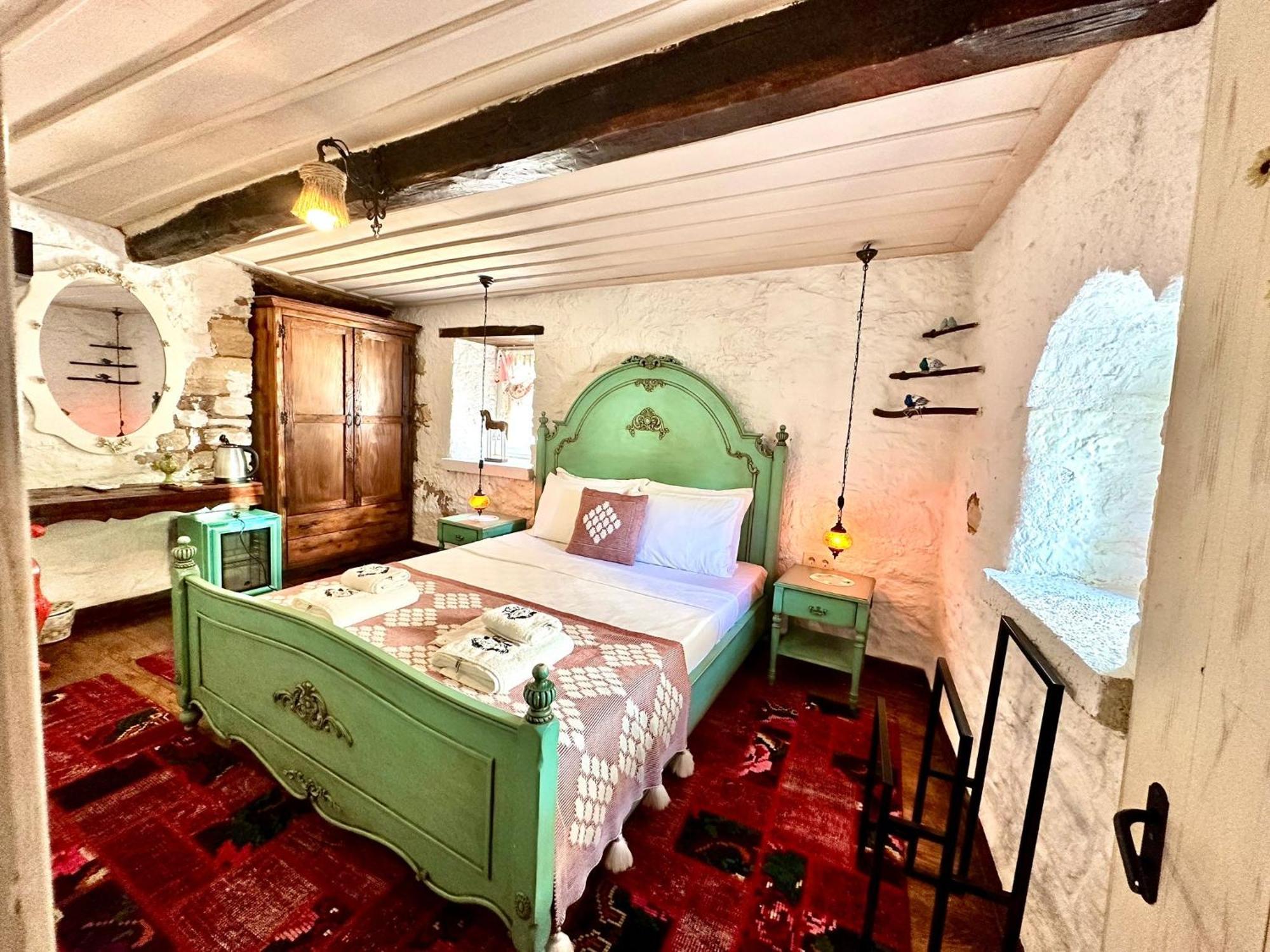 Marissa Boutique Hotel Cesme Bagian luar foto