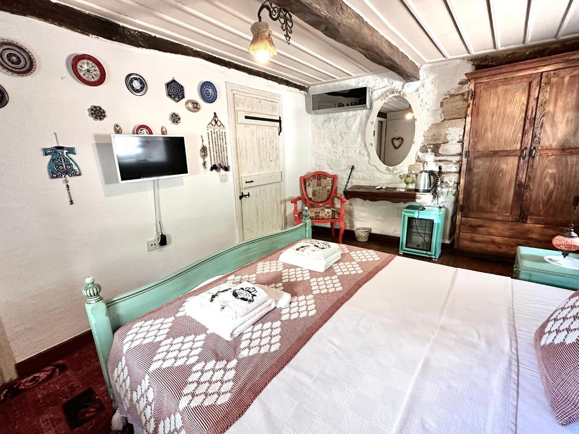 Marissa Boutique Hotel Cesme Bagian luar foto